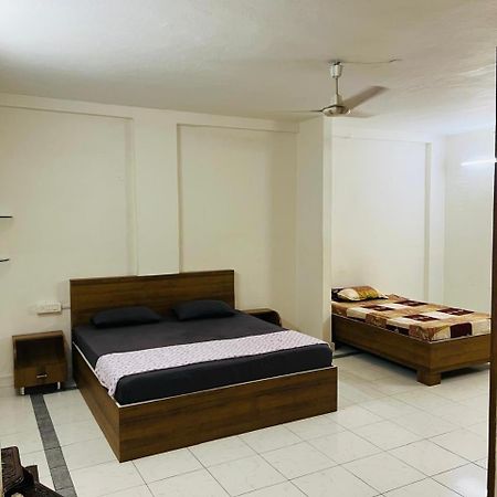 Lara Guest House Хидерабад Екстериор снимка